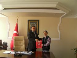 Oltulu öğrenciden şiir başarısı